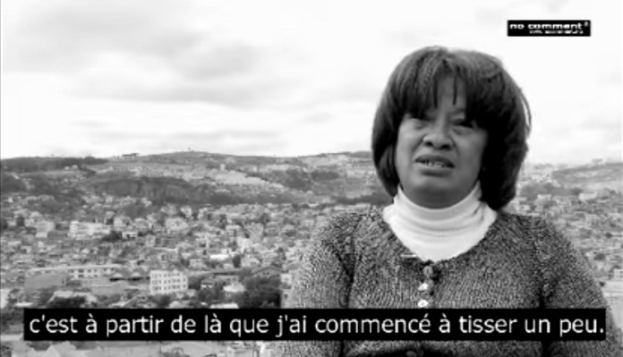 VIDEO. Une tisseuse malgache nous livre les secrets de son savoir-faire