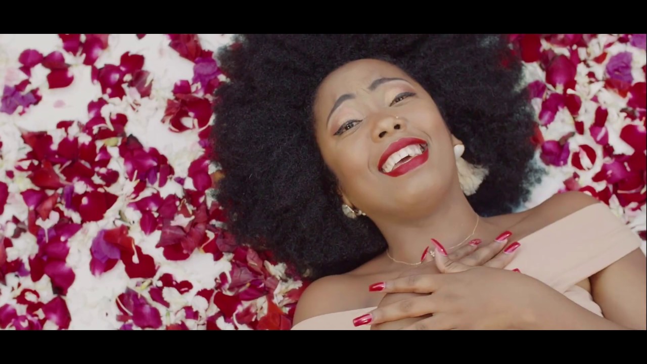 VIDEO. Découvrez le clip « Efa niova » de la chanteuse Denise
