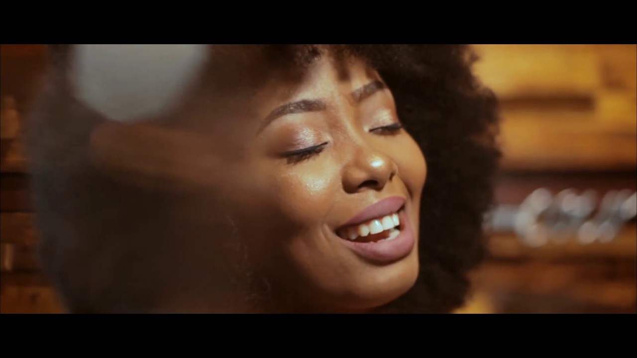 VIDEO. Découvrez « Karan-jeny », une chanson piano-voix par Denise