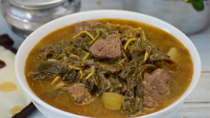 VIDEO. Voici la recette malgache du bouillon de boeuf aux brèdes
